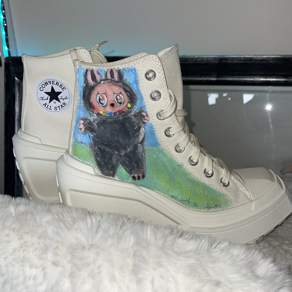Converse hand painted  White Platform Sneakers with Character By me NWOT - Picture 4 of 17